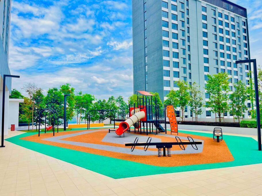 Alanis Studio Suite {Shortstay} Sepang Exterior foto